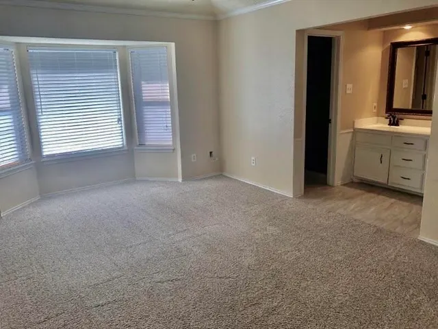 Photo 8 — 6036 73rd Street, Lubbock, TX 79424