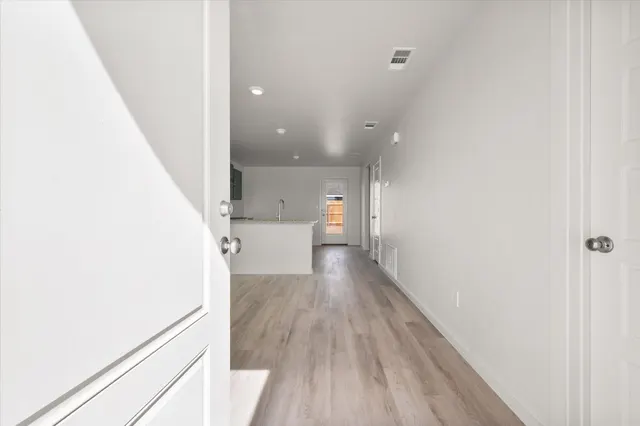 Photo 4 — 8320 25th Street, Lubbock, TX 79407