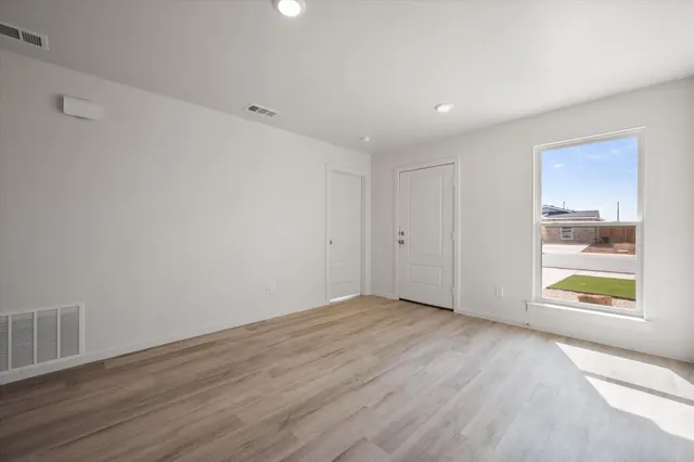 Photo 8 — 8320 25th Street, Lubbock, TX 79407