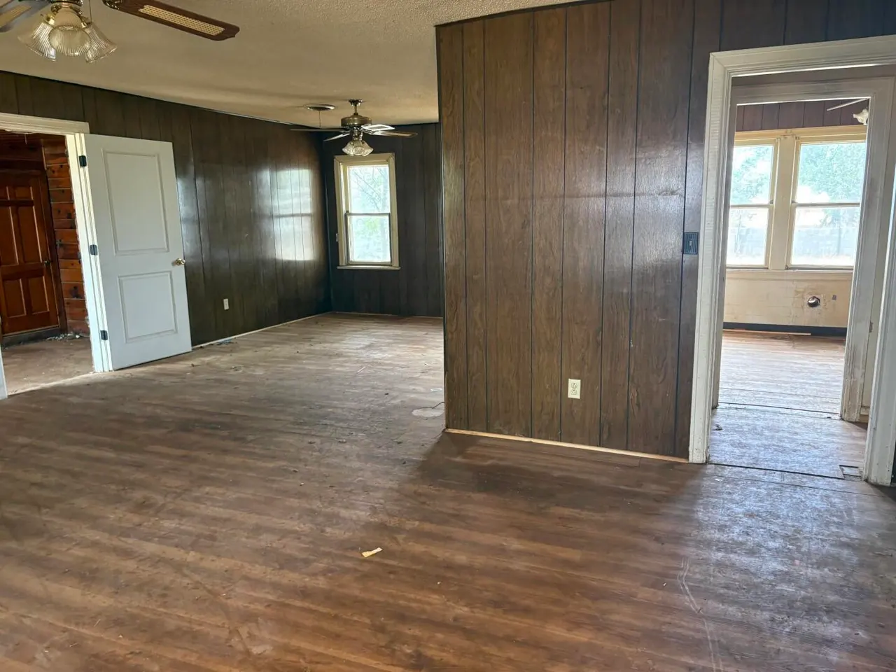 Photo 7 — 916 16th Street, Seagraves, TX 79359