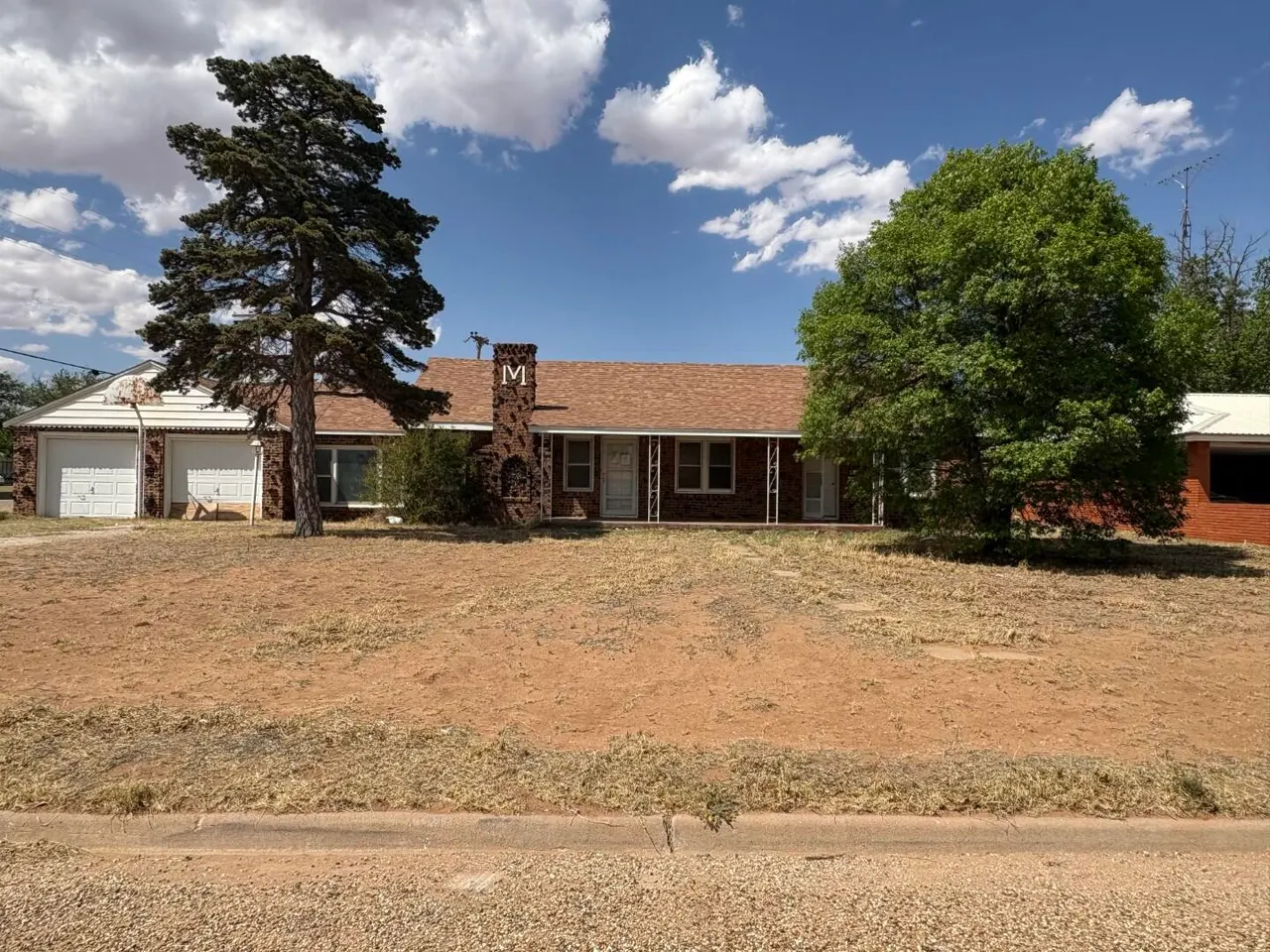 Front exterior — 916 16th Street, Seagraves, TX 79359