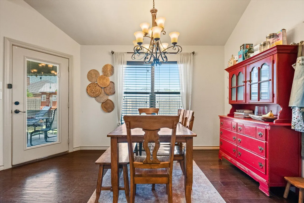 Photo 8 — 2516 Kent Street, Lubbock, TX 79415