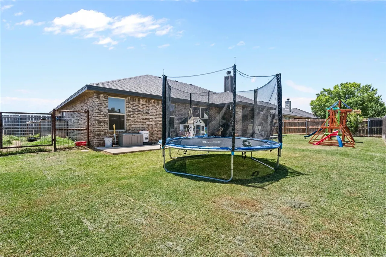 Photo 24 — 2516 Kent Street, Lubbock, TX 79415