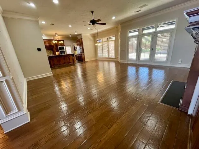 Photo 6 — 209 S Garland Street, Plainview, TX 79072