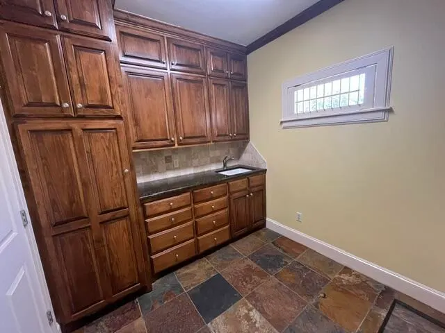 Photo 21 — 209 S Garland Street, Plainview, TX 79072