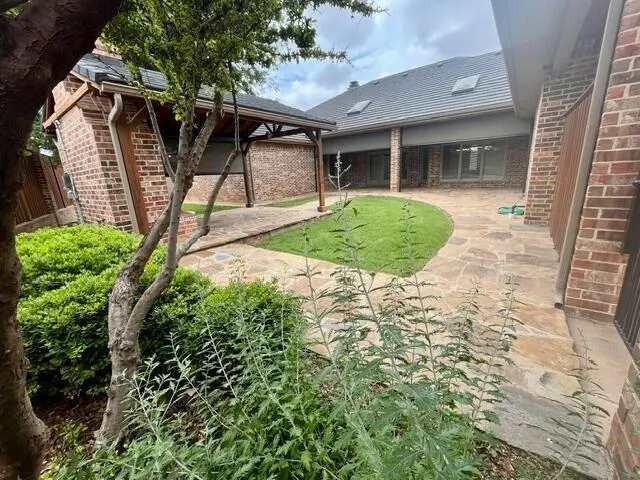 Photo 48 — 209 S Garland Street, Plainview, TX 79072