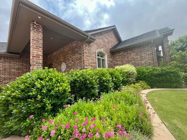 Photo 49 — 209 S Garland Street, Plainview, TX 79072