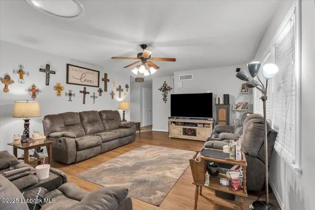 Photo 5 — 4917 44th Street, Lubbock, TX 79414