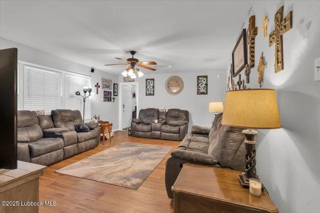 Photo 7 — 4917 44th Street, Lubbock, TX 79414