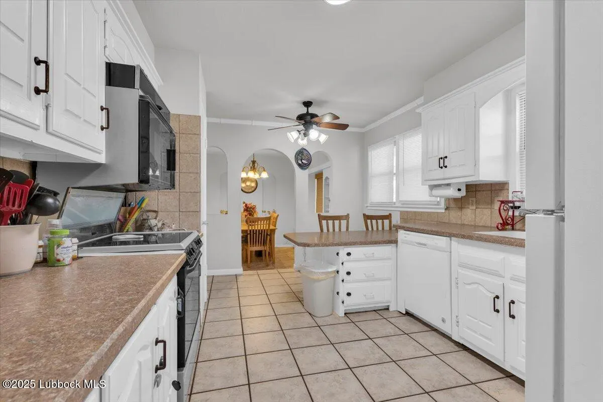 Photo 9 — 4917 44th Street, Lubbock, TX 79414
