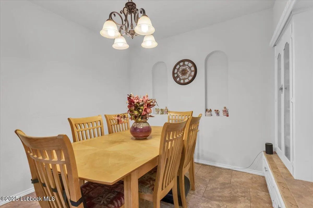 Photo 12 — 4917 44th Street, Lubbock, TX 79414