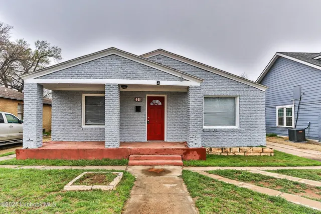 Front exterior — 2310 15th Street, Lubbock, TX 79401