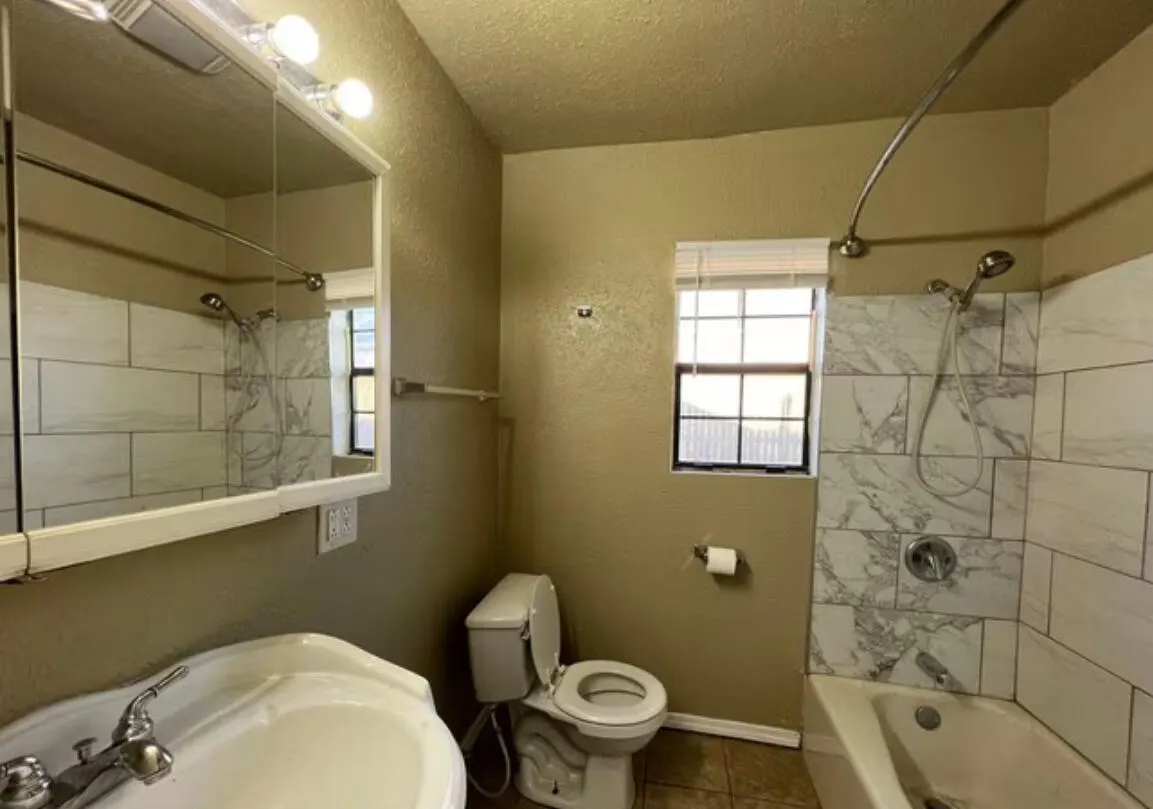 Photo 4 — 2315 15th Street, Lubbock, TX 79401