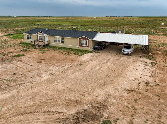 Photo 2 — 6341 Farm Private Road, Smyer, TX 79367