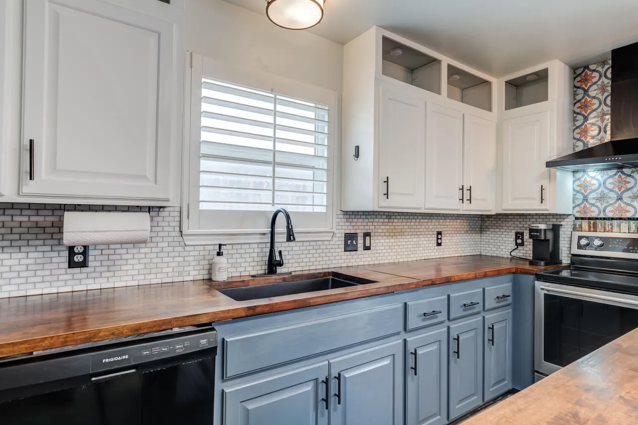 Photo 11 — 4903 Harvard Street, Lubbock, TX 79416