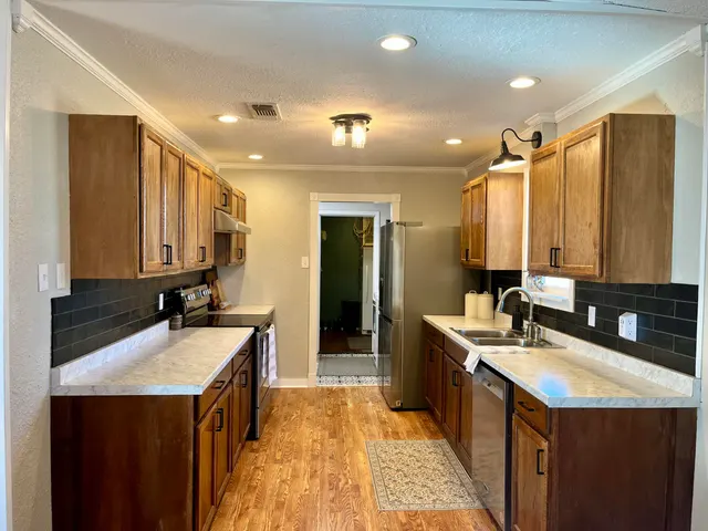 Photo 2 — 2031 County Road 1018, Muleshoe, TX 79347