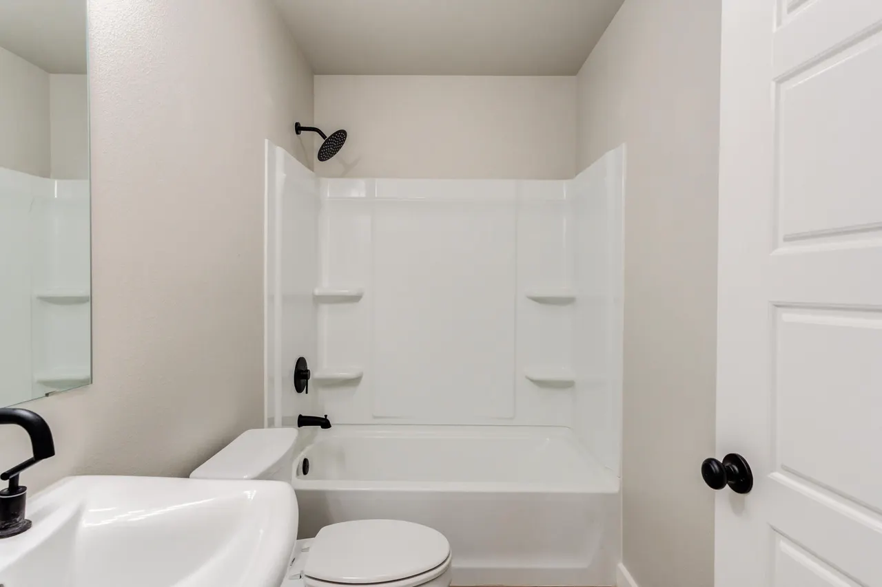 Photo 11 — 3003 Aberdeen Avenue, Wolfforth, TX 79382
