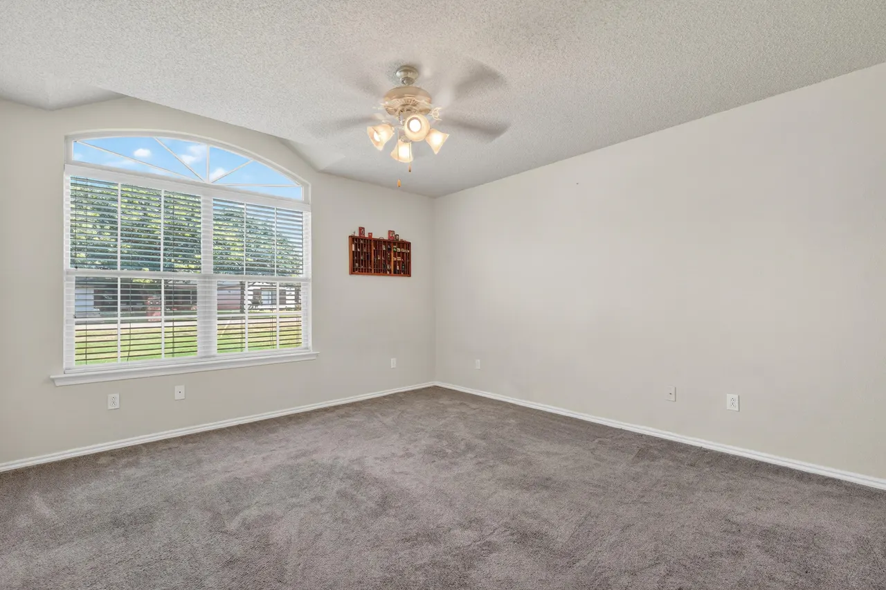 Photo 10 — 3413 107th Street, Lubbock, TX 79423