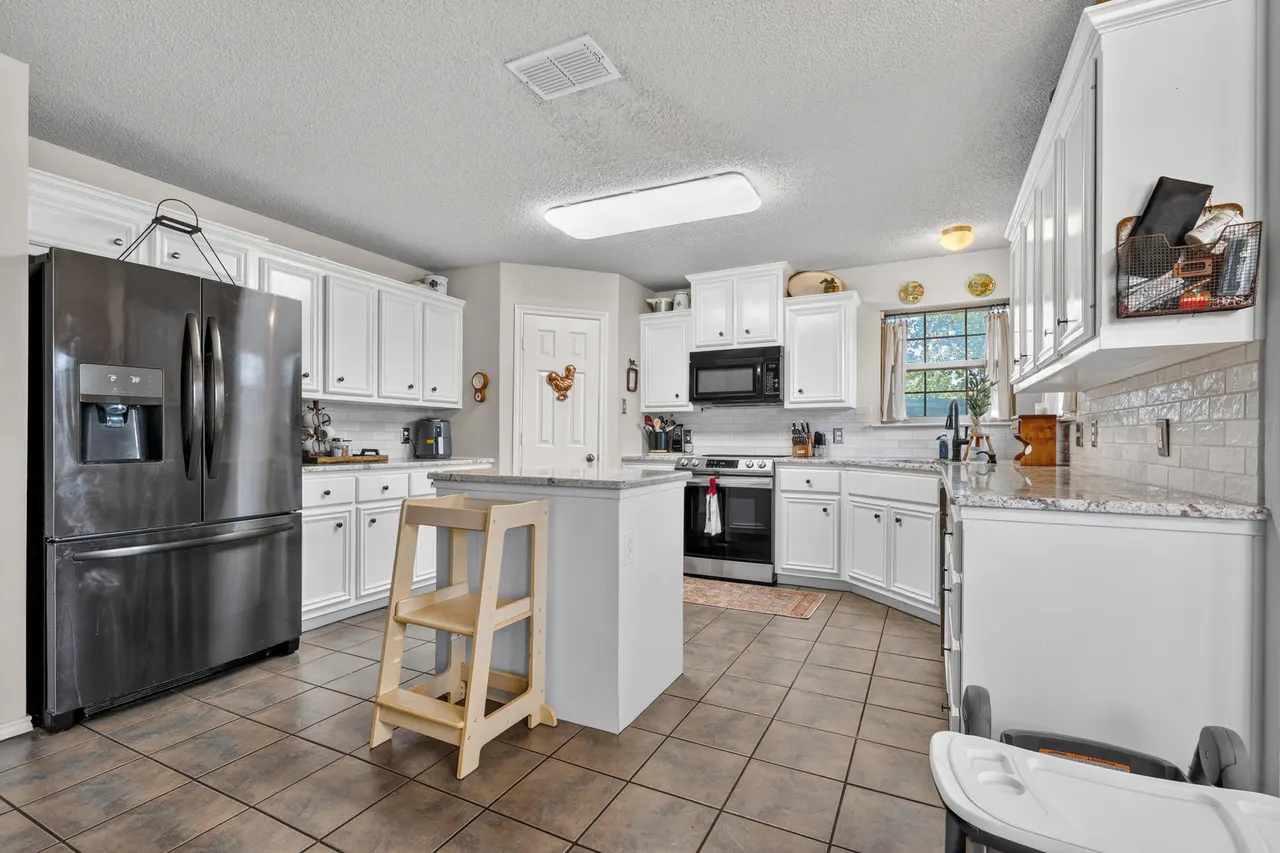 Photo 18 — 3413 107th Street, Lubbock, TX 79423