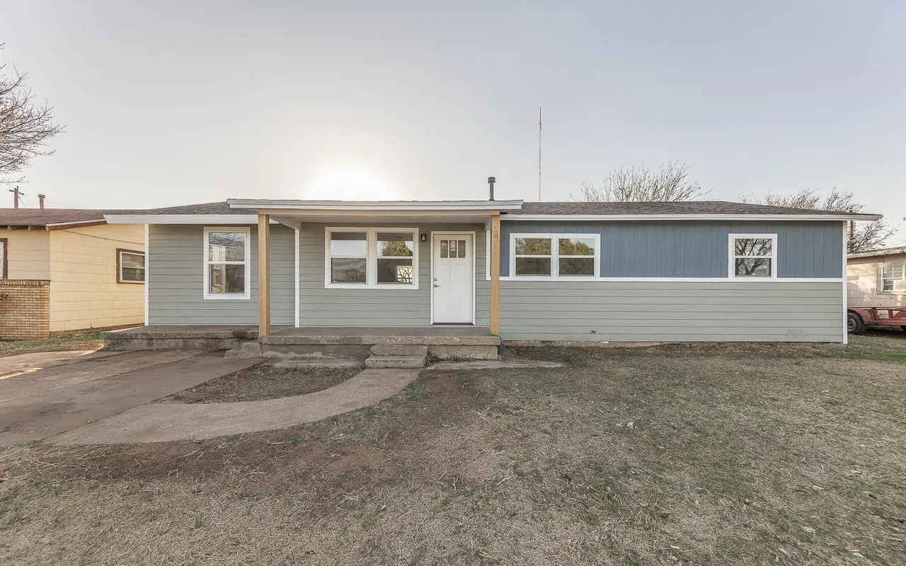 Front exterior — 5409 Ave D, Lubbock, TX 79404