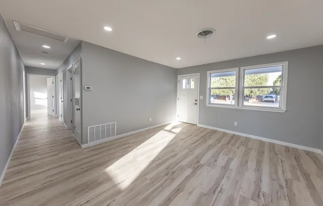 Photo 4 — 5409 Ave D, Lubbock, TX 79404