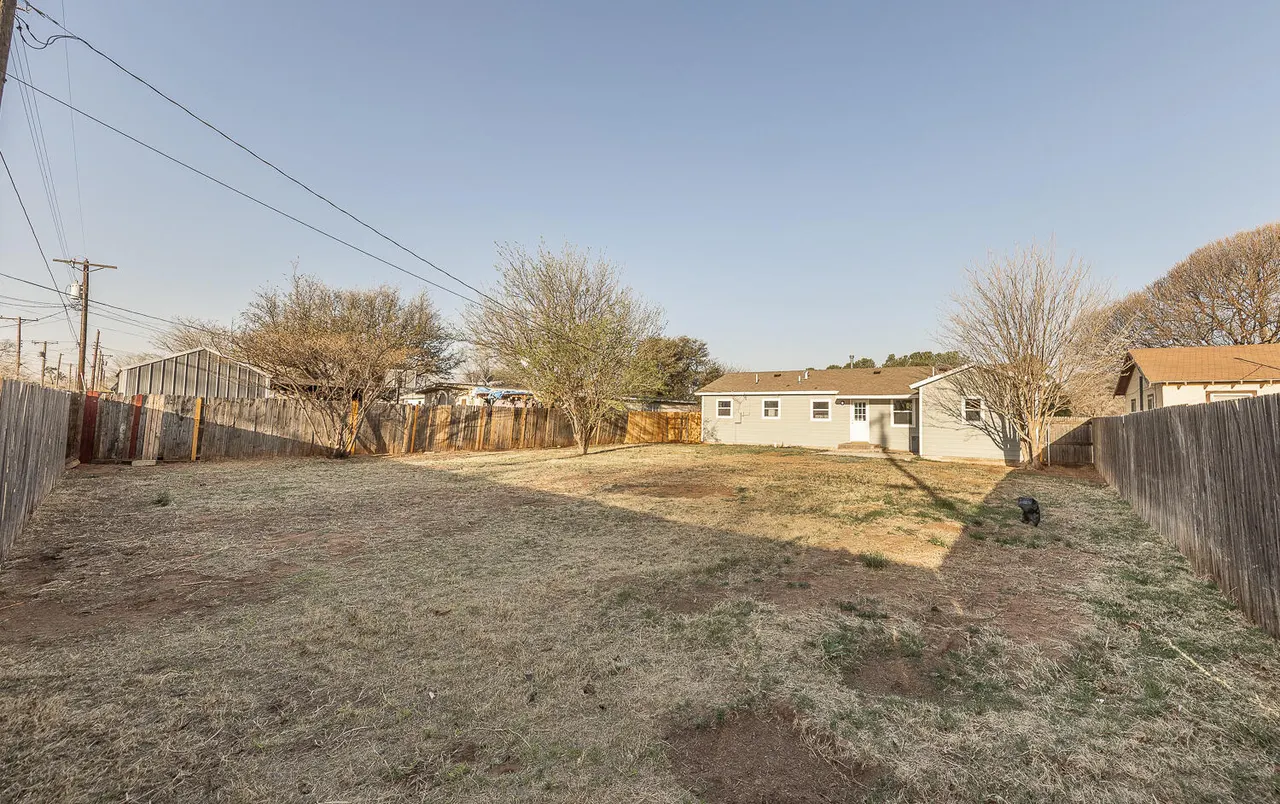 Photo 24 — 5409 Ave D, Lubbock, TX 79404