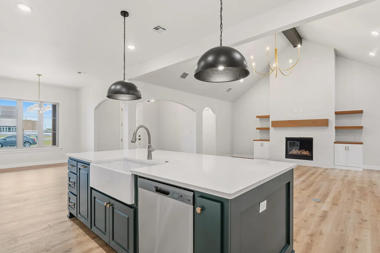 Photo 9 — 6913 44th Street, Lubbock, TX 79407