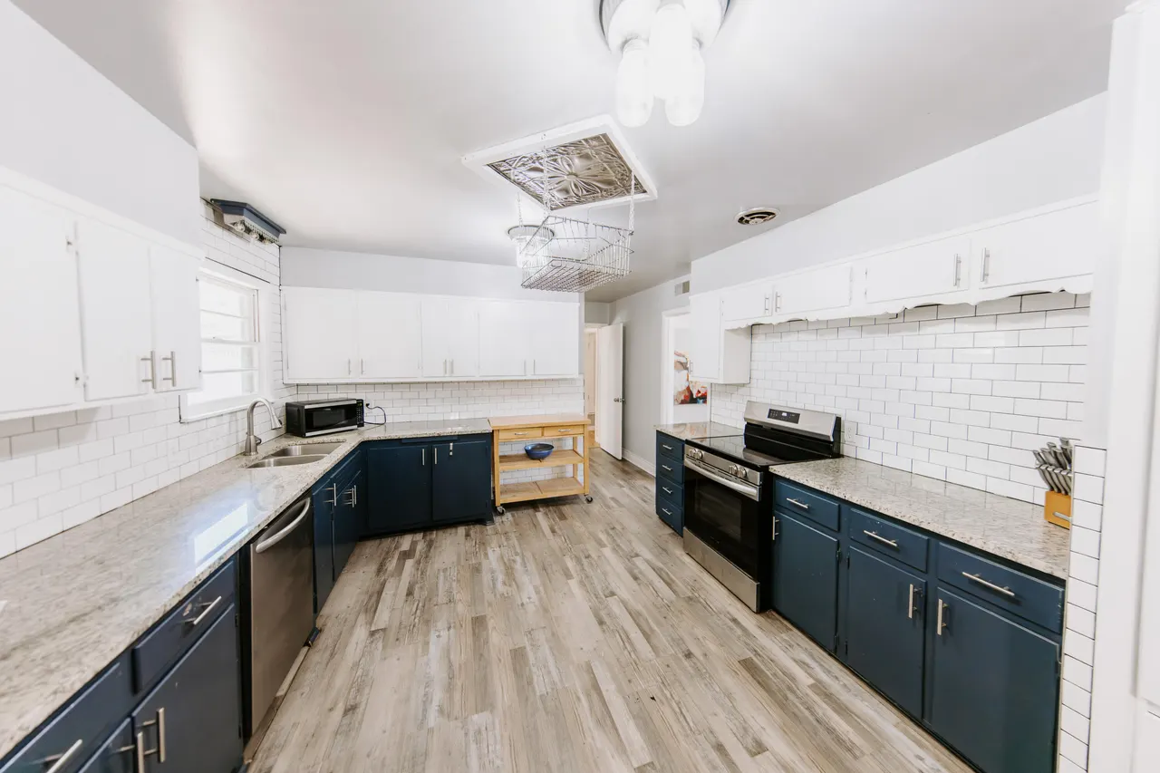 Photo 4 — 4022 38th Street, Lubbock, TX 79413