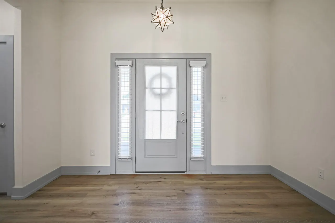 Photo 3 — 407 Cowboy Lane, Wolfforth, TX 79382