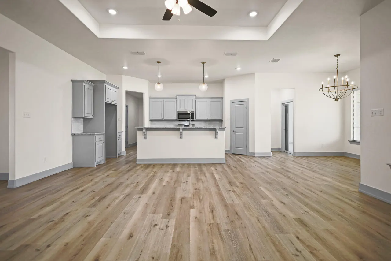 Photo 6 — 407 Cowboy Lane, Wolfforth, TX 79382
