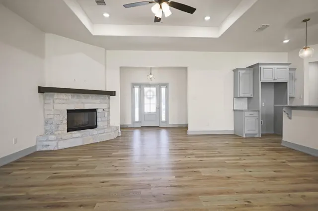 Photo 8 — 407 Cowboy Lane, Wolfforth, TX 79382