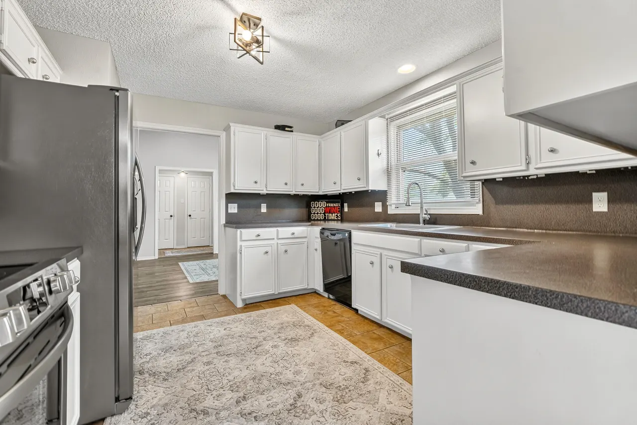 Photo 10 — 9710 Jordan Avenue, Lubbock, TX 79423