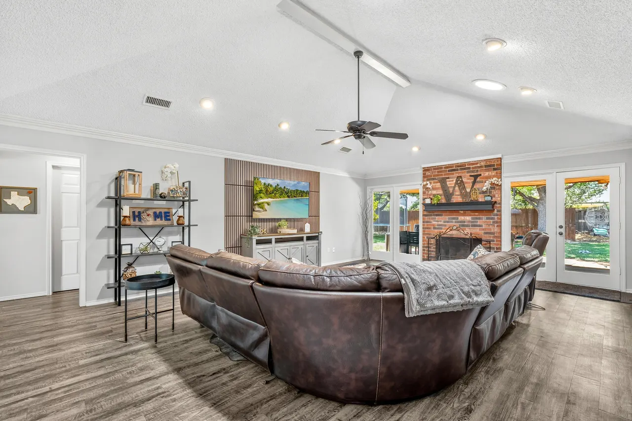 Photo 5 — 9710 Jordan Avenue, Lubbock, TX 79423