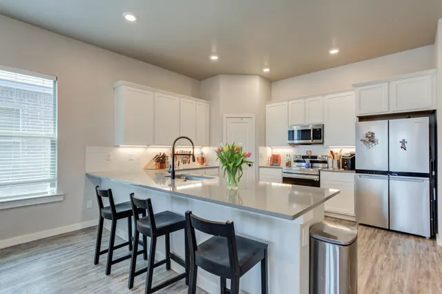 Photo 3 — 13717 Avenue S, Lubbock, TX 79423