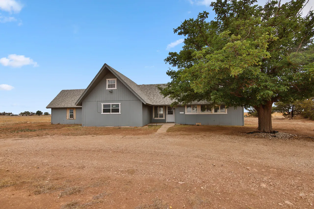 Front exterior — 6756 Bear Road, Lubbock, TX 79407