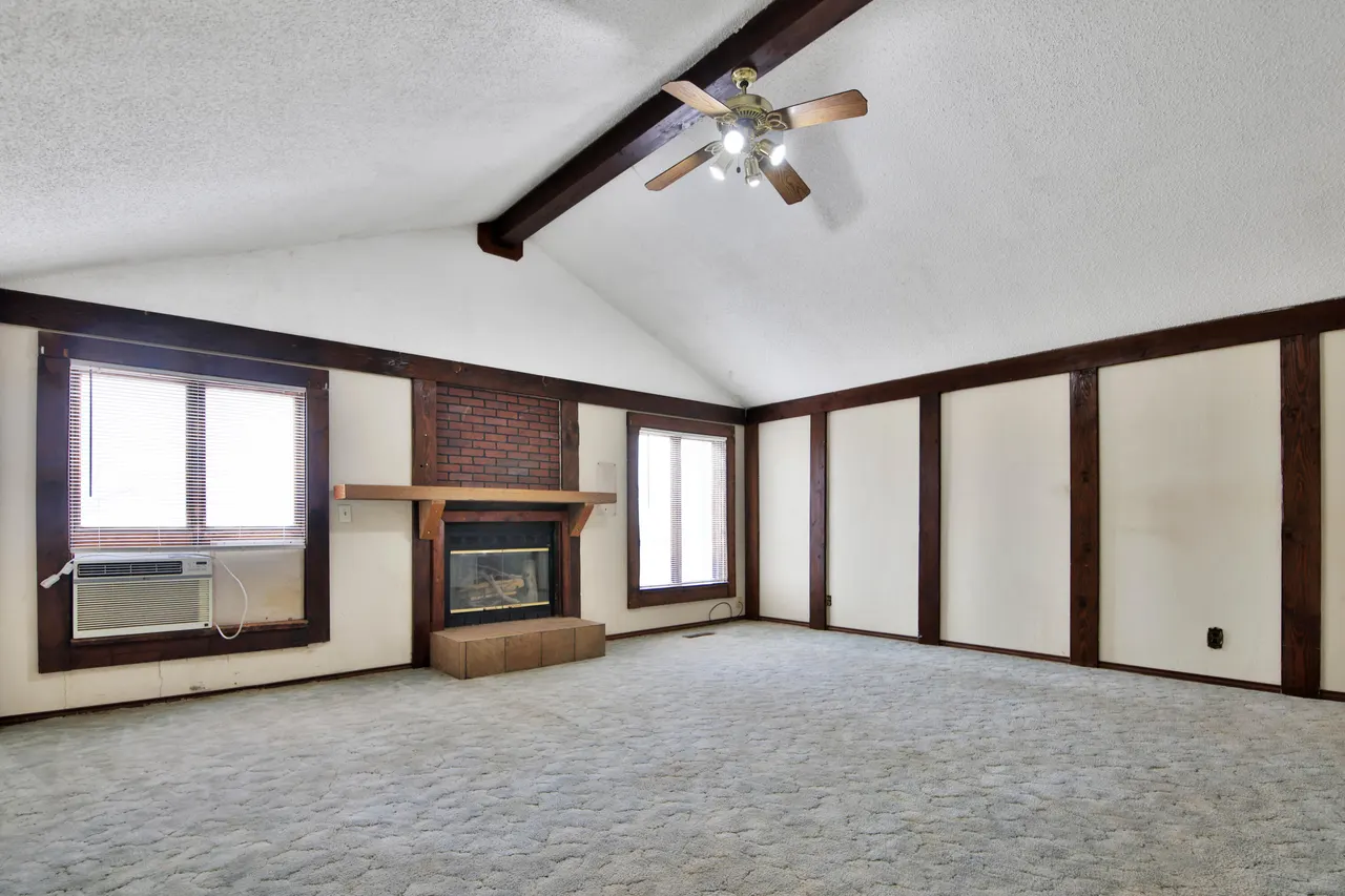 Photo 4 — 6756 Bear Road, Lubbock, TX 79407