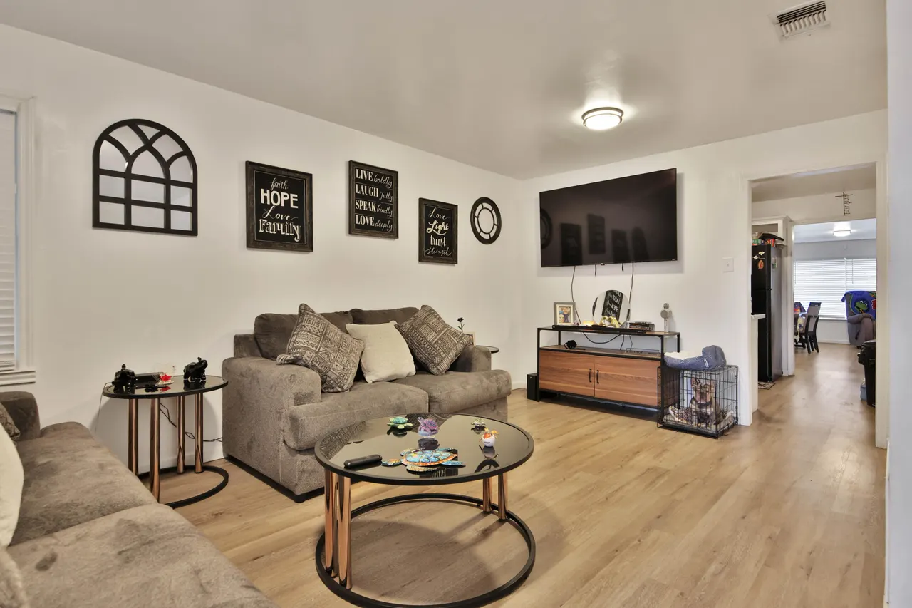 Photo 4 — 2604 39th Street, Lubbock, TX 79413
