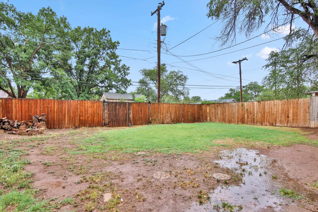 Photo 20 — 2604 39th Street, Lubbock, TX 79413
