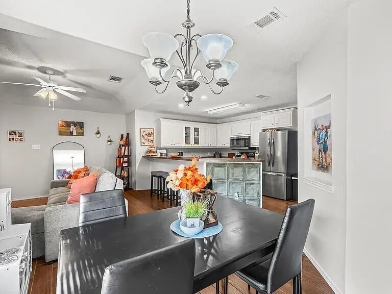Photo 13 — 3104 110th Street A, Lubbock, TX 79423