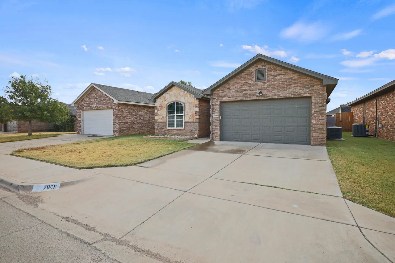 Photo 2 — 7809 85th Street, Lubbock, TX 79424