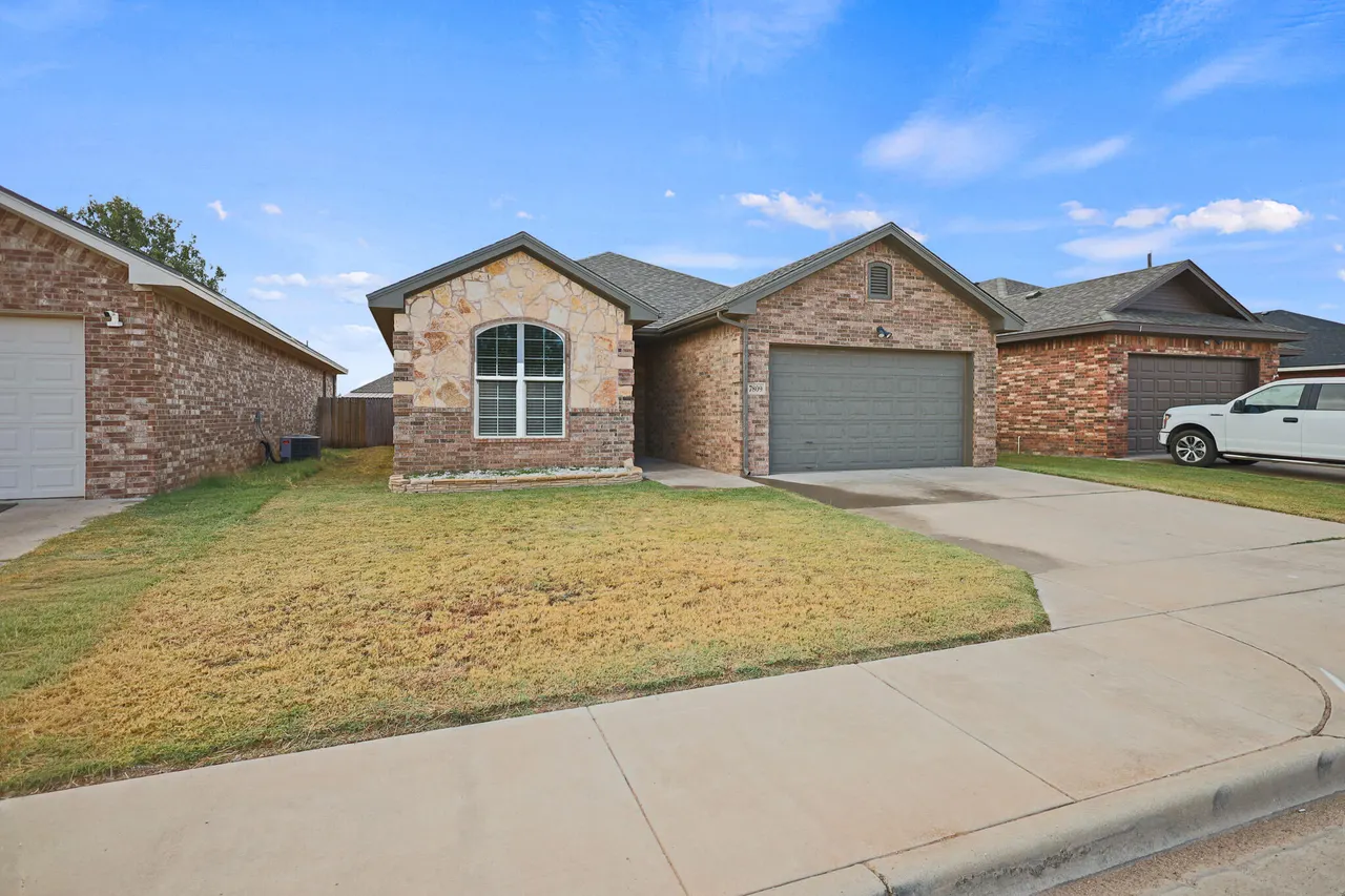 Photo 3 — 7809 85th Street, Lubbock, TX 79424