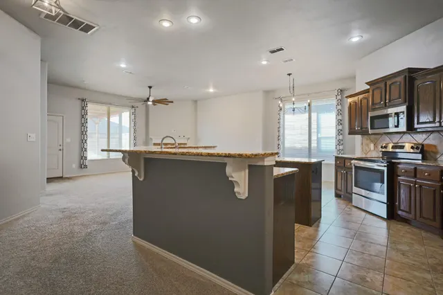 Photo 6 — 7809 85th Street, Lubbock, TX 79424