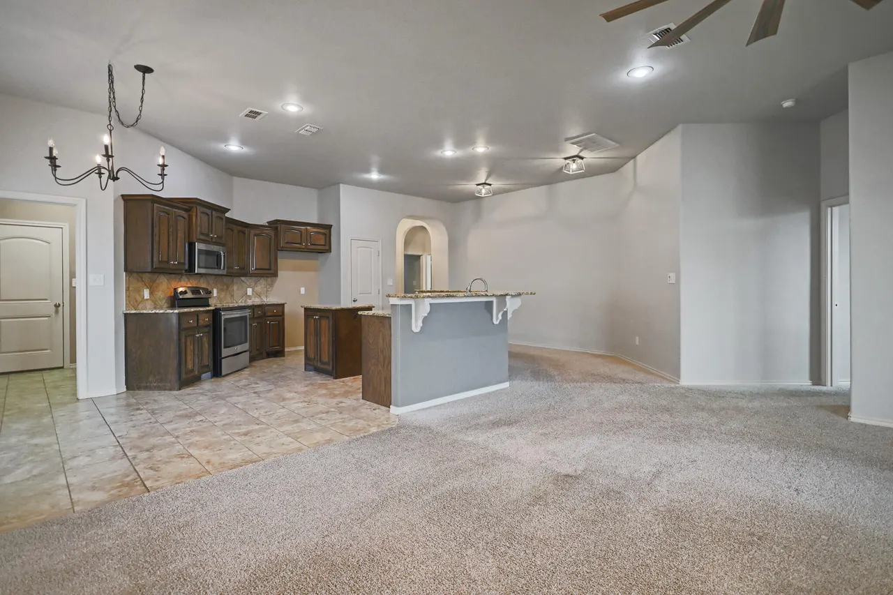 Photo 10 — 7809 85th Street, Lubbock, TX 79424