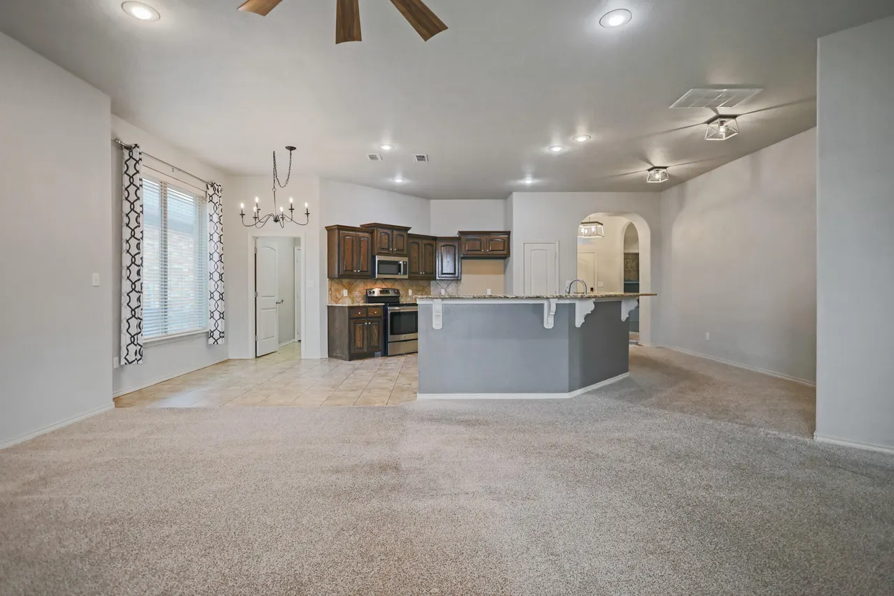 Photo 11 — 7809 85th Street, Lubbock, TX 79424