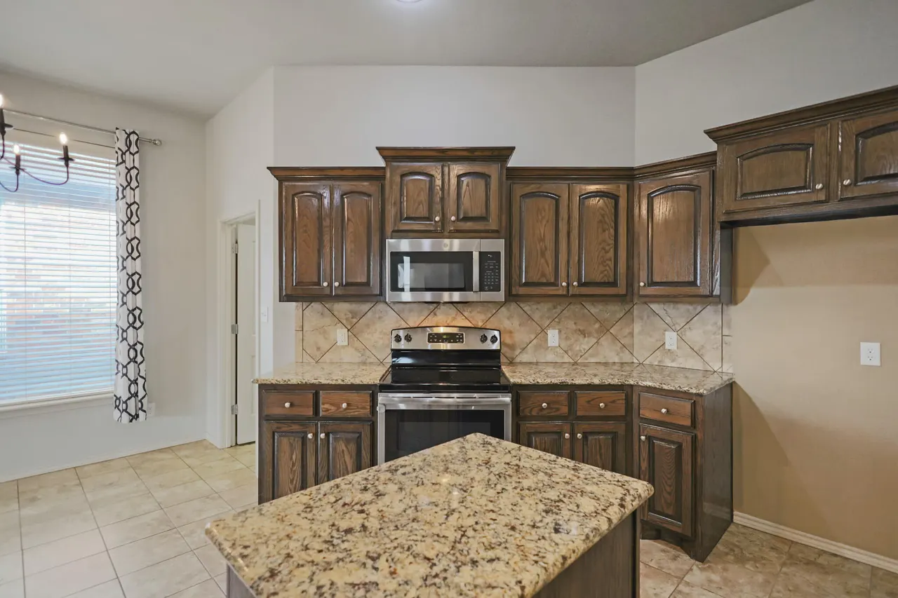Photo 16 — 7809 85th Street, Lubbock, TX 79424