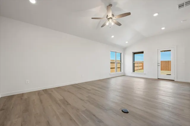 Photo 5 — 6009 Venita Avenue, Lubbock, TX 79407