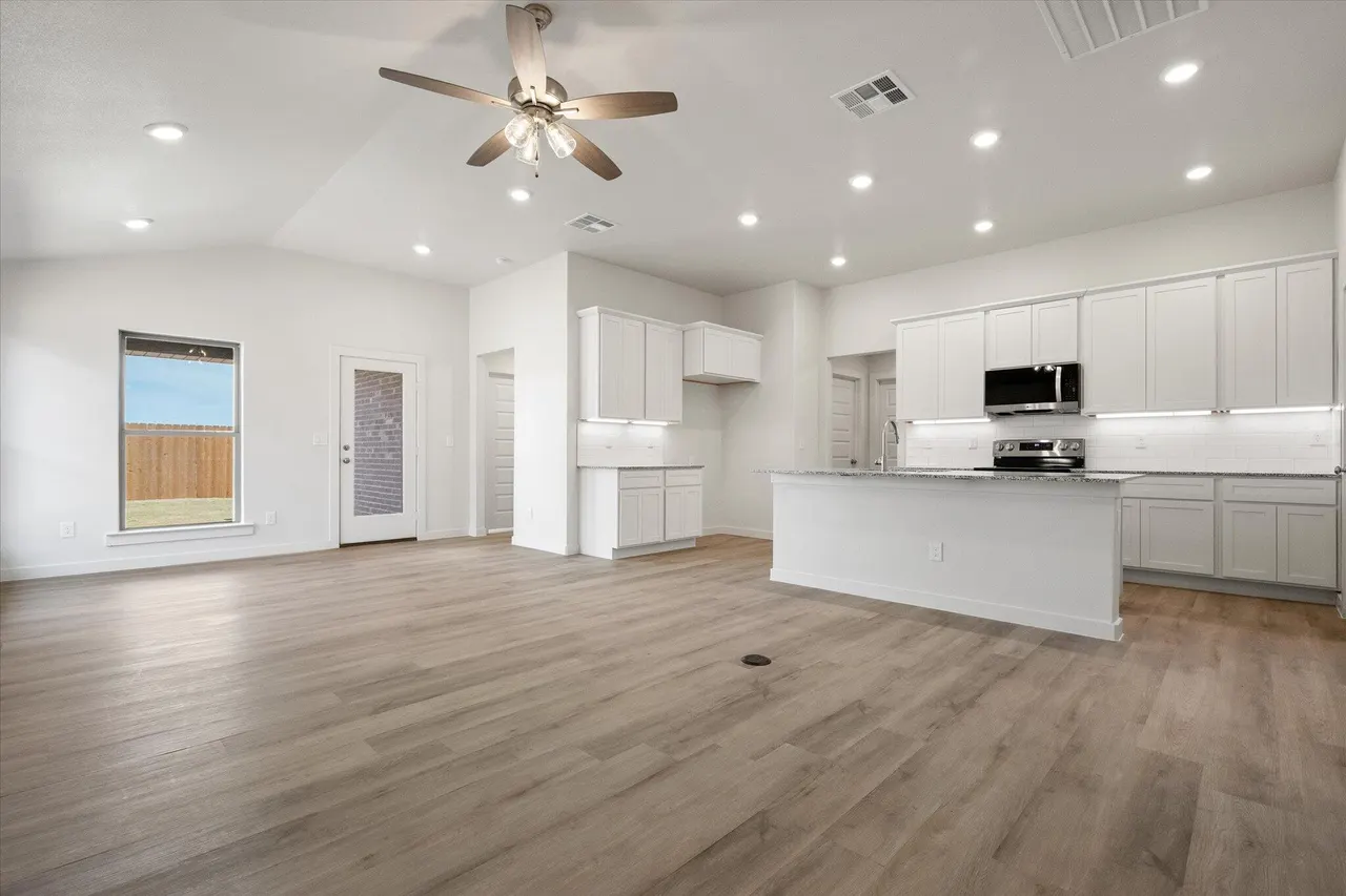 Photo 7 — 6009 Venita Avenue, Lubbock, TX 79407