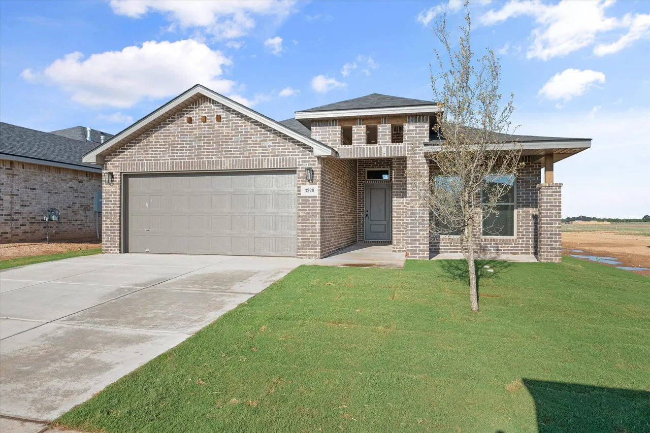 Photo 3 — 3220 Harvest Avenue, Wolfforth, TX 79382