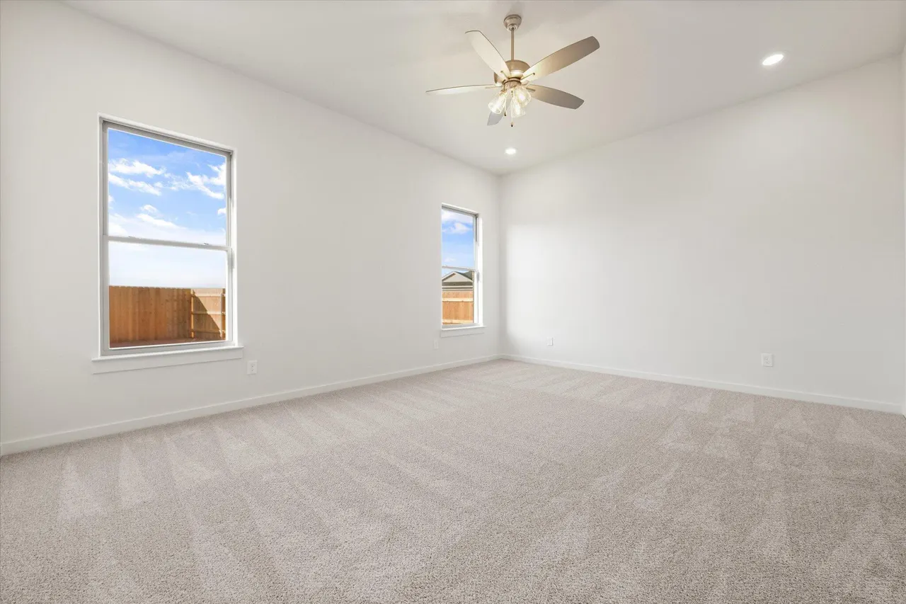 Photo 13 — 908 E 34th Street, Wolfforth, TX 79382
