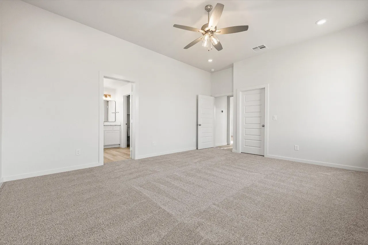 Photo 14 — 908 E 34th Street, Wolfforth, TX 79382